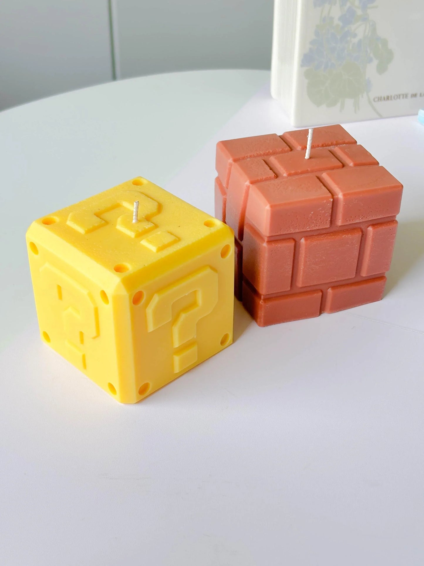 Super mario block candle