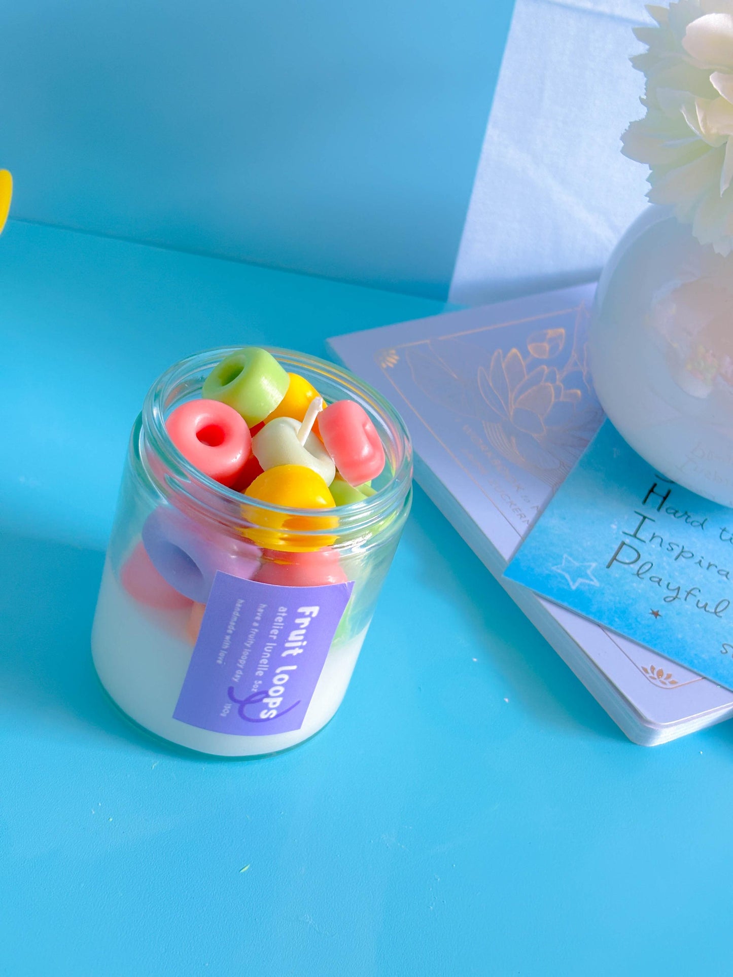 Fruit loops candle