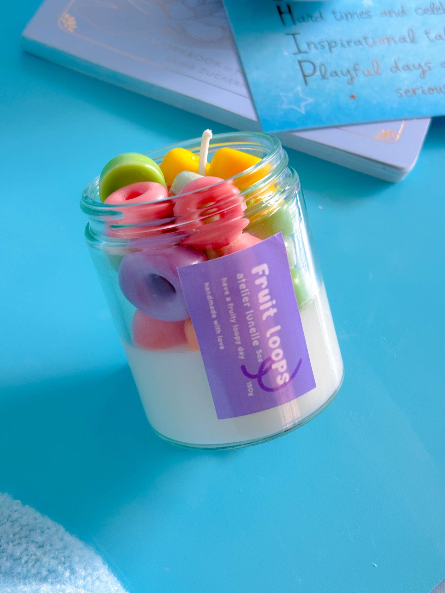 Fruit loops candle
