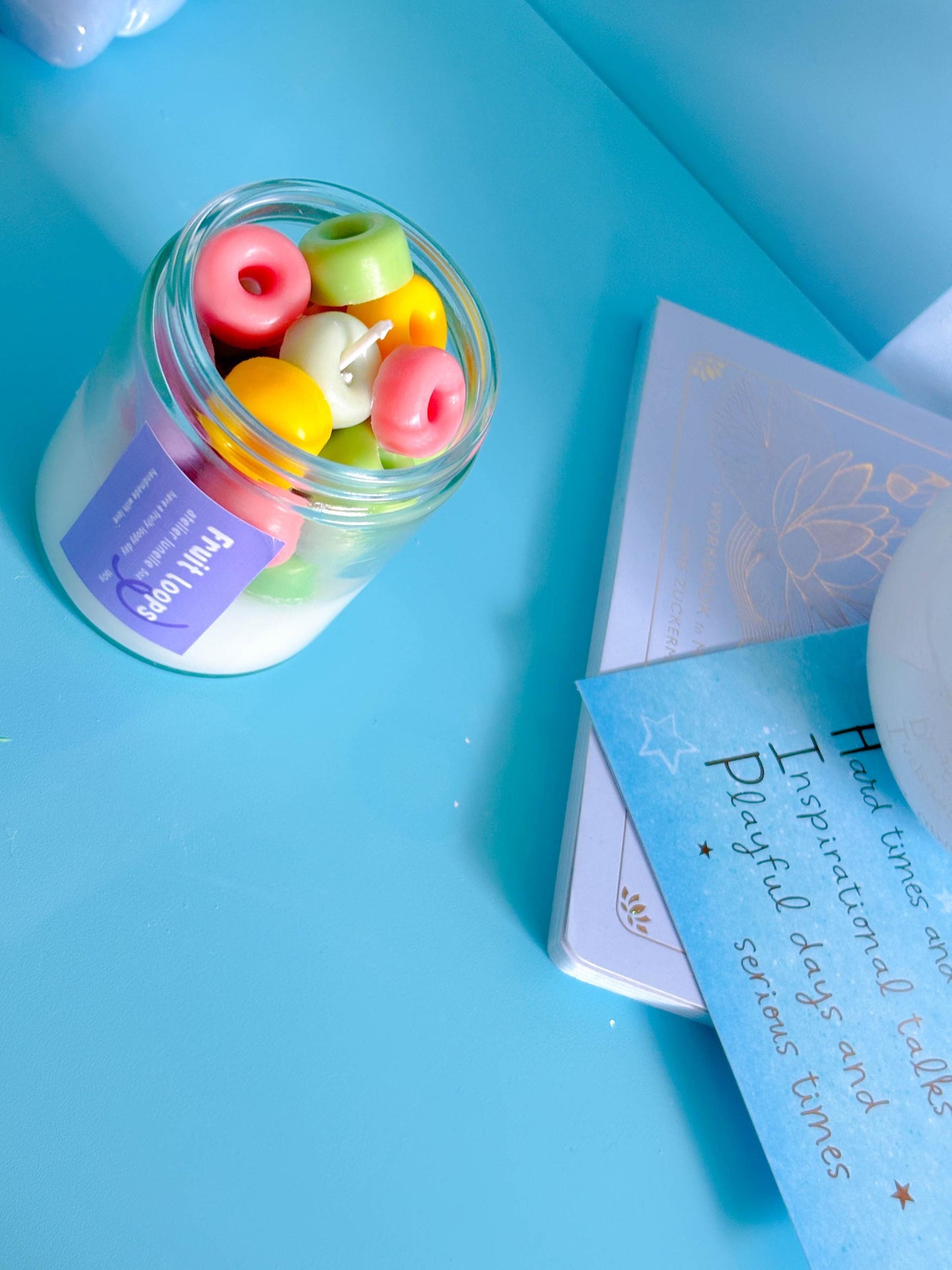 Fruit loops candle