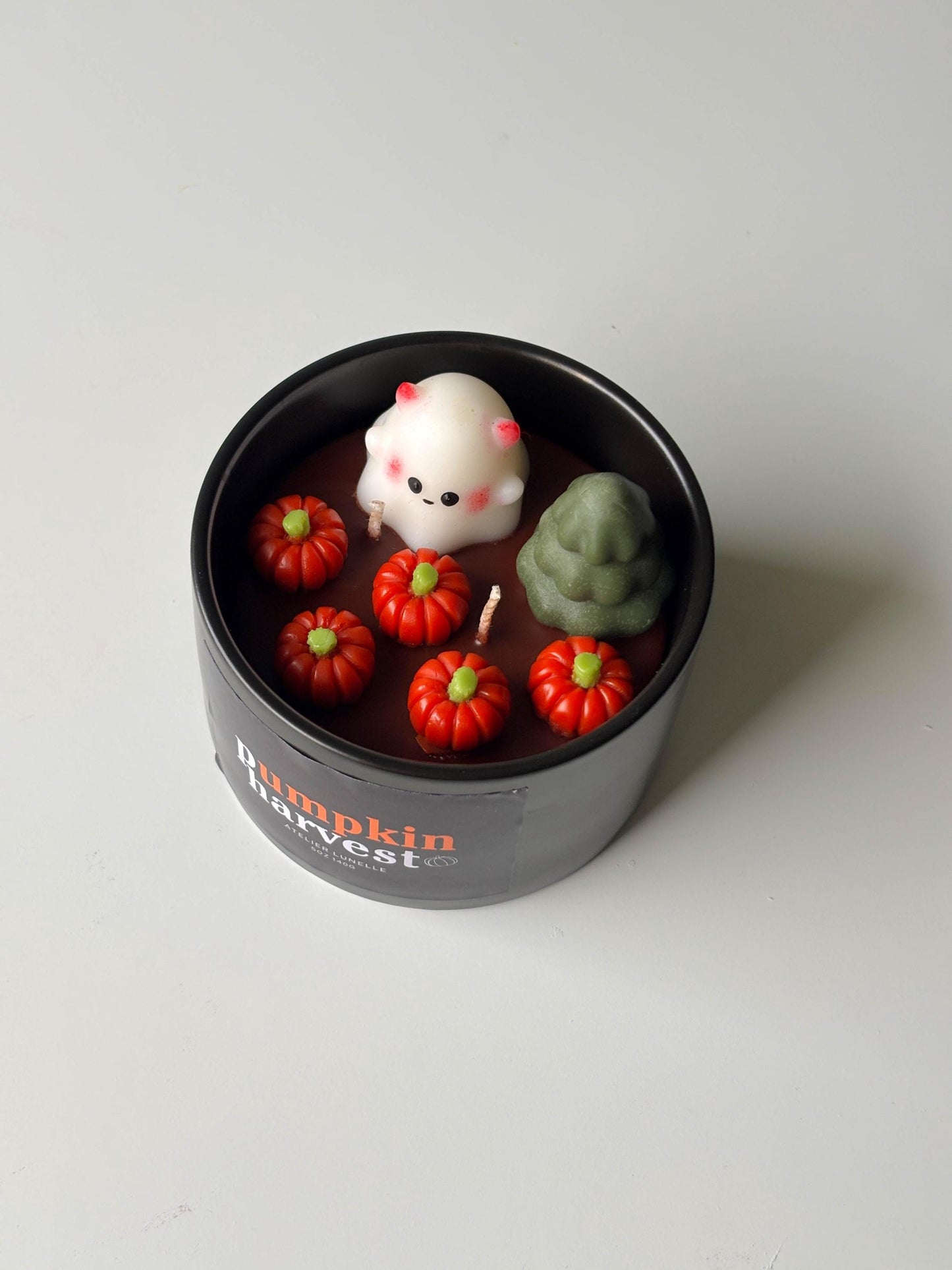 Cute halloween ghost pumpkin candle