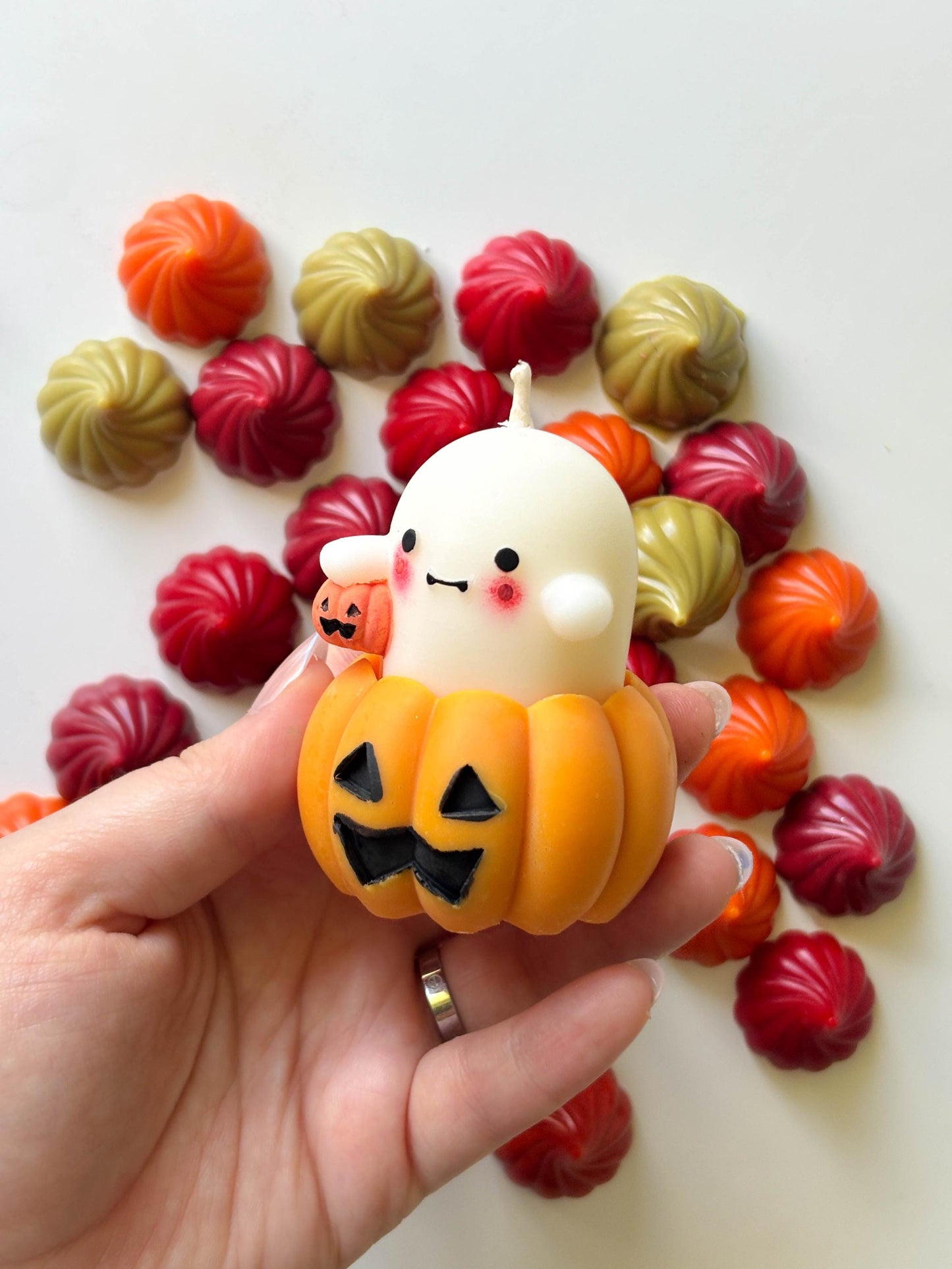 Cute halloween ghost candle