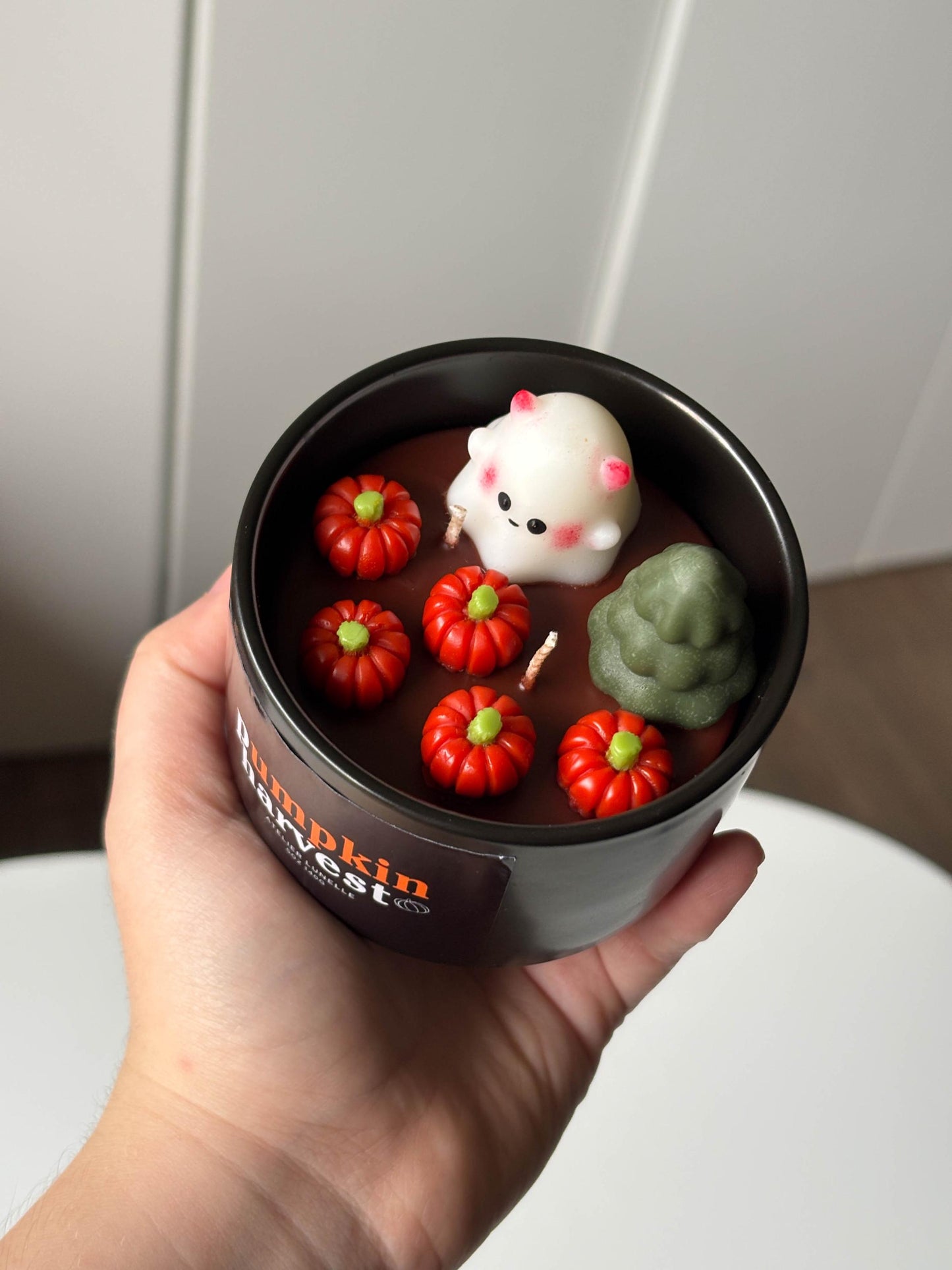 Cute halloween ghost pumpkin candle