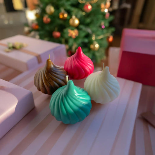 Christmas garland candles