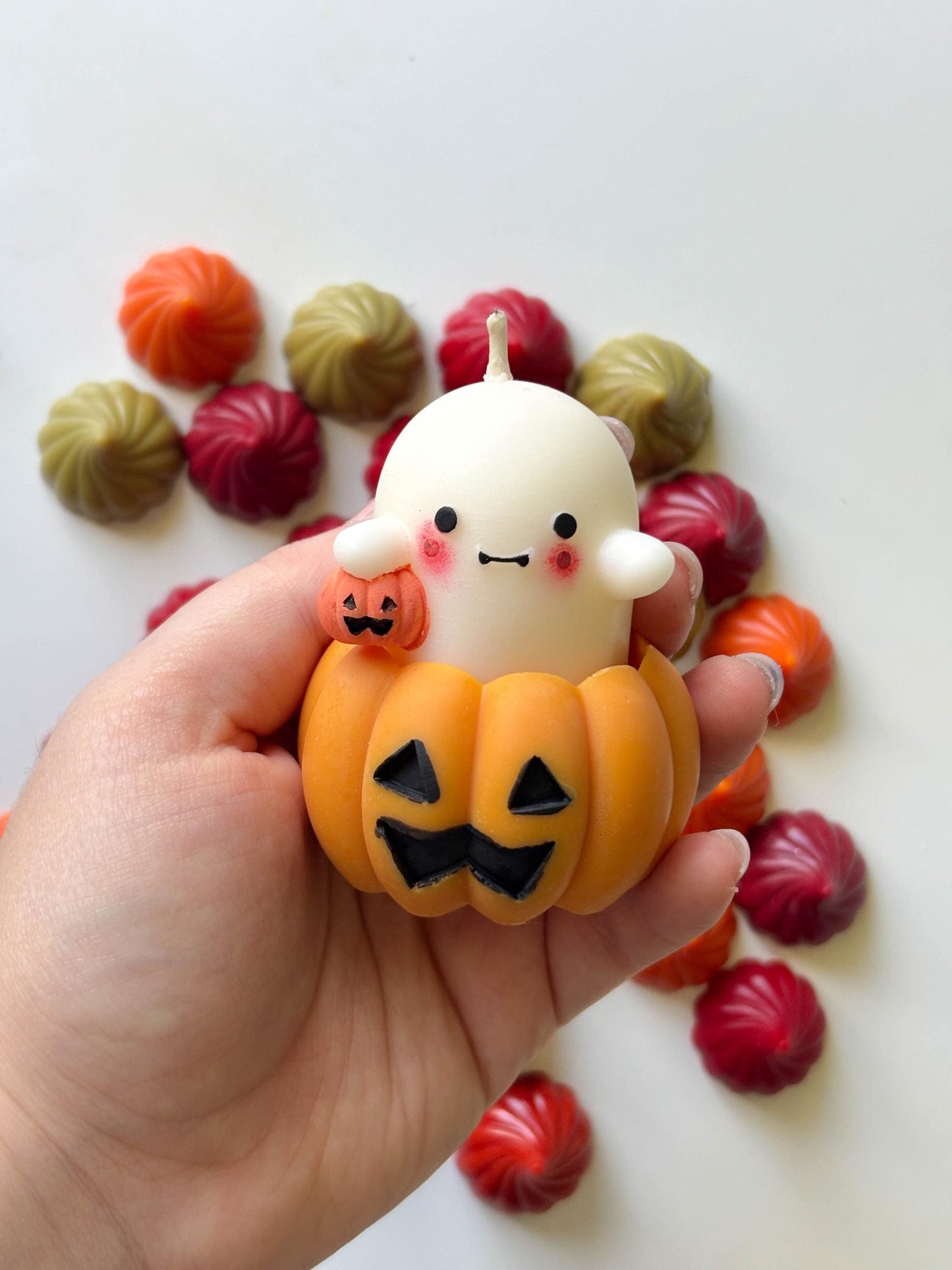 Cute halloween ghost candle