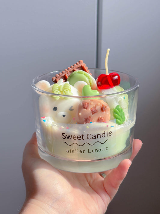 Cute mint chocolate chip scented candle